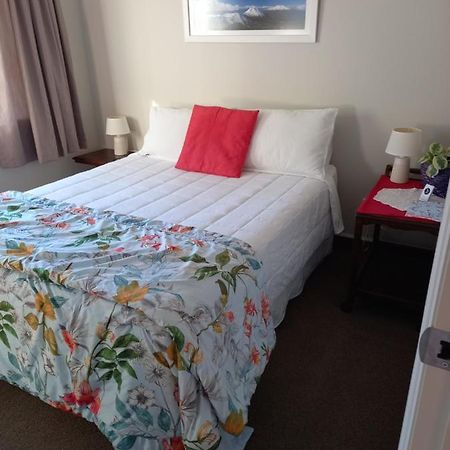 B&B @ Fynnz Turangi Exterior foto